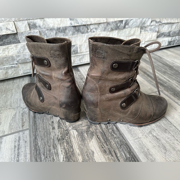 Sorel Joan of Arctic Wedge Brown Lace Up Waterproof  Winter Boots Distressed Sz7 - Picture 9 of 14